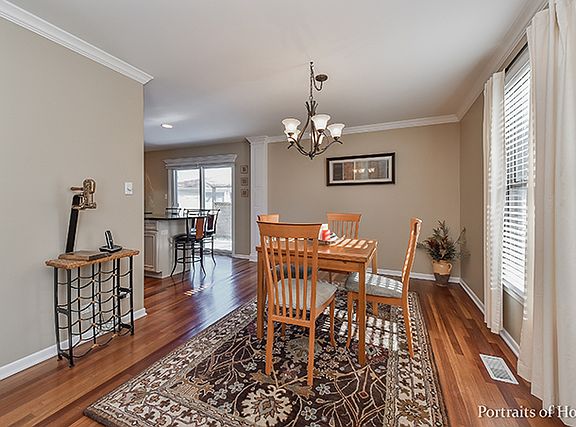 4th image of 1456 Pembroke Ln