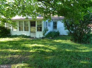 609 Cedar Ln, Greensboro, MD 21639