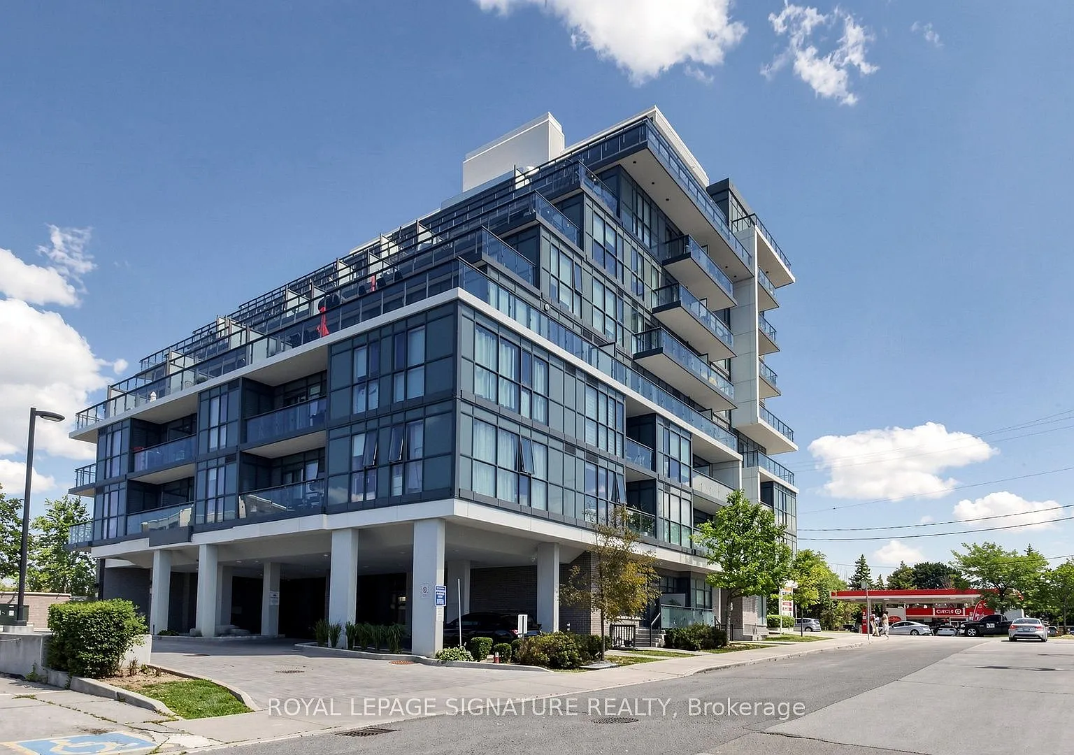 2 bed, $2,850 — Photo 1