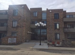 1926 Prairie Sq APT 110, Schaumburg, IL 60173