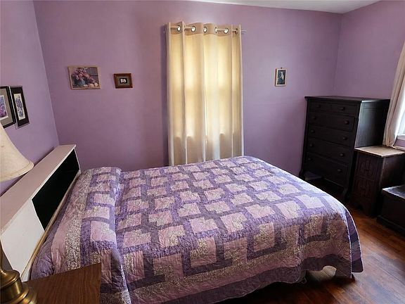 4th image of 307 W Carman Rd
