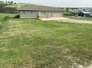 9135 41st St NW, New Town, ND 58763