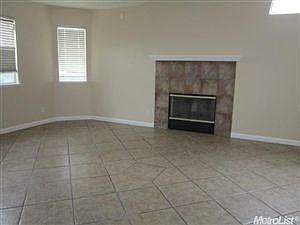 2nd image of 1321 Tomba Dr