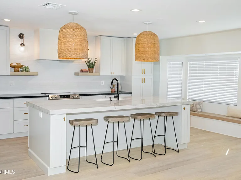 6302 E Winchcomb Dr — Photo 15