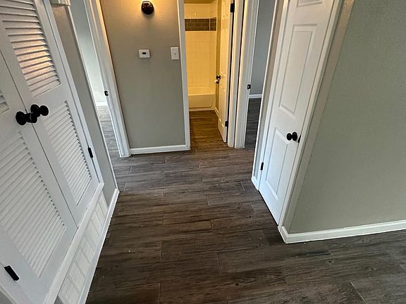 4th image of 3901 Edgar Park Ave APT 28