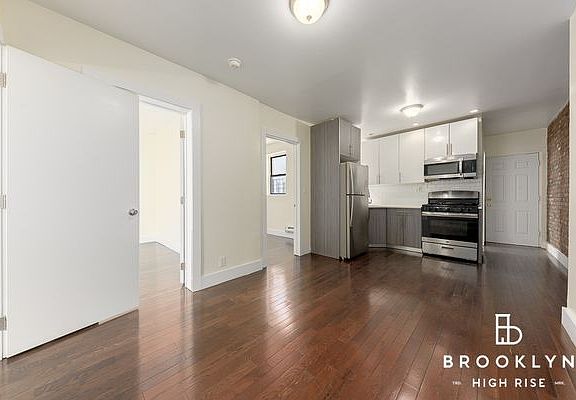 3rd image of 1679 Sterling Pl APT 5A