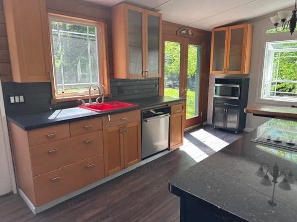 621 Westcott Dr, Friday Harbor, WA 98250