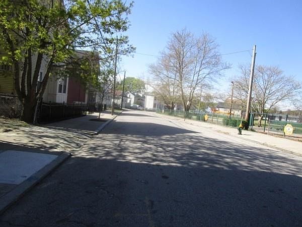 2nd image of 57 Florence St