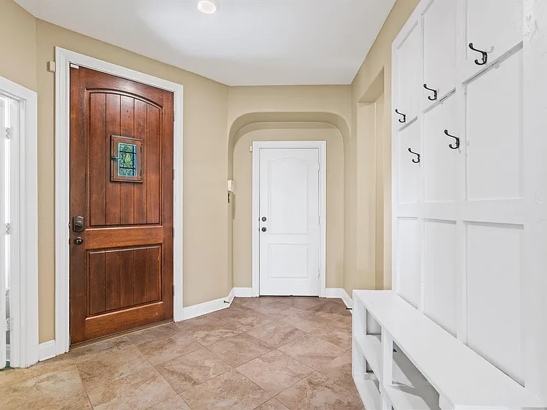 100 Speckle Park Dr — Photo 8