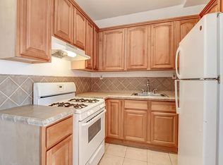 Sherman Way Apartments, Van Nuys, CA 91405