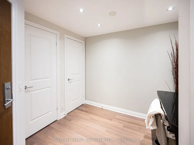 1055 Southdown Rd #201 — Photo 5