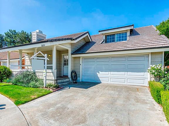 3rd image of 26285 Bungalow Court Dr