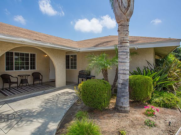 5th image of 14920 Redwood Ln