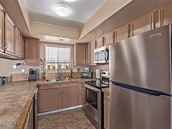 5th image of 101 Luna Way APT 226