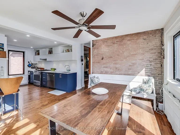 27 Saint Johns Rd — Photo 12