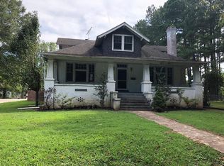 900 Grove Ave, Lawrenceville, VA 23868