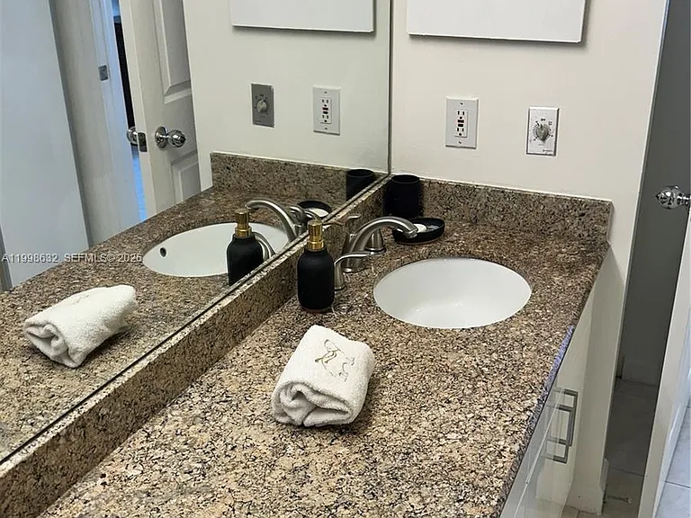 3530 Mystic Pointe Dr #2607 — Photo 19