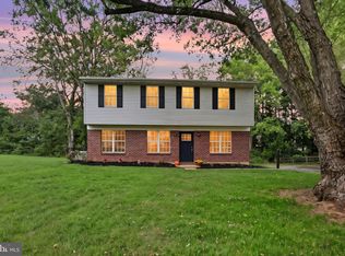 4119 Greywood Dr, York, PA 17402