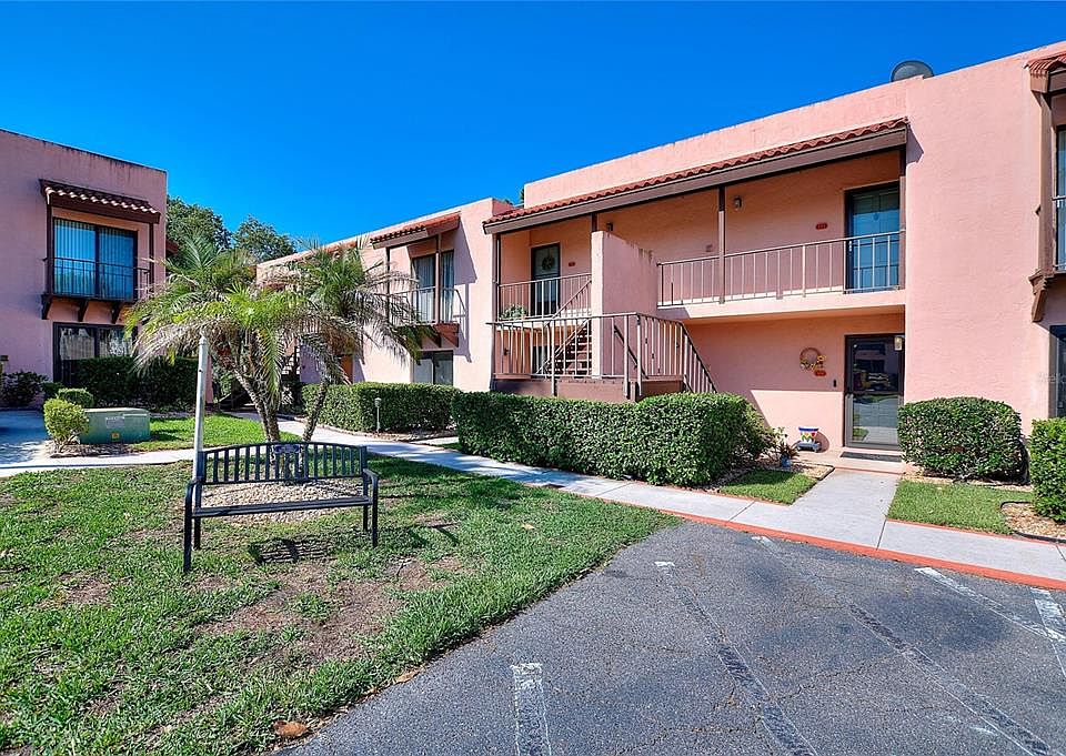 1st image of 206 LA CASA #206