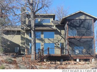5692 Parkview Ct, Osage Beach, MO 65065