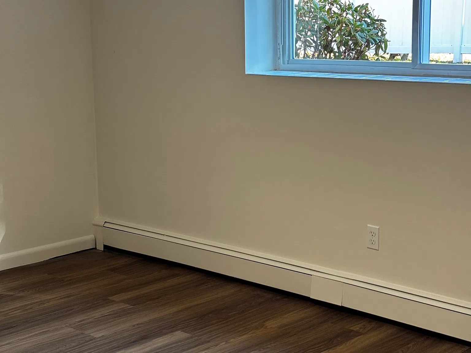 2 bed, 850 sqft, $2,500 — Photo 4