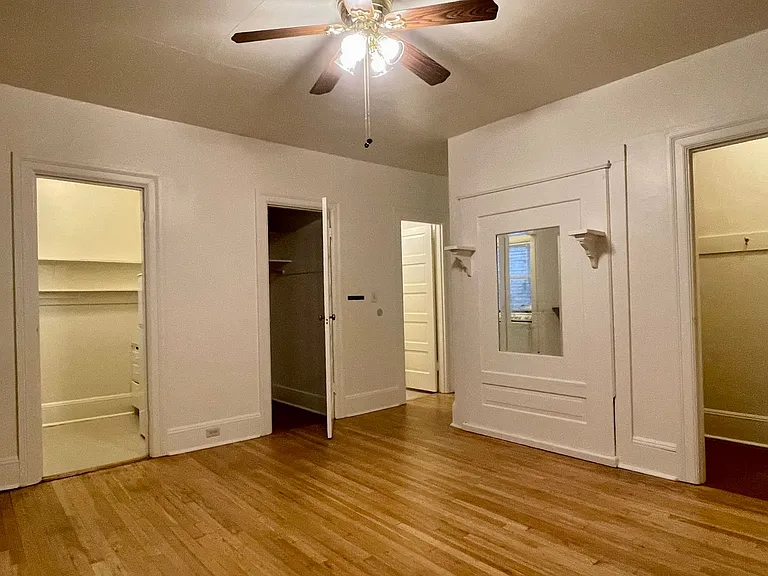 Converse Court Apartments — Photo 10