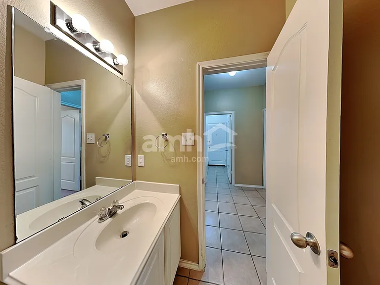 2729 Lone Ranger Trl — Photo 16