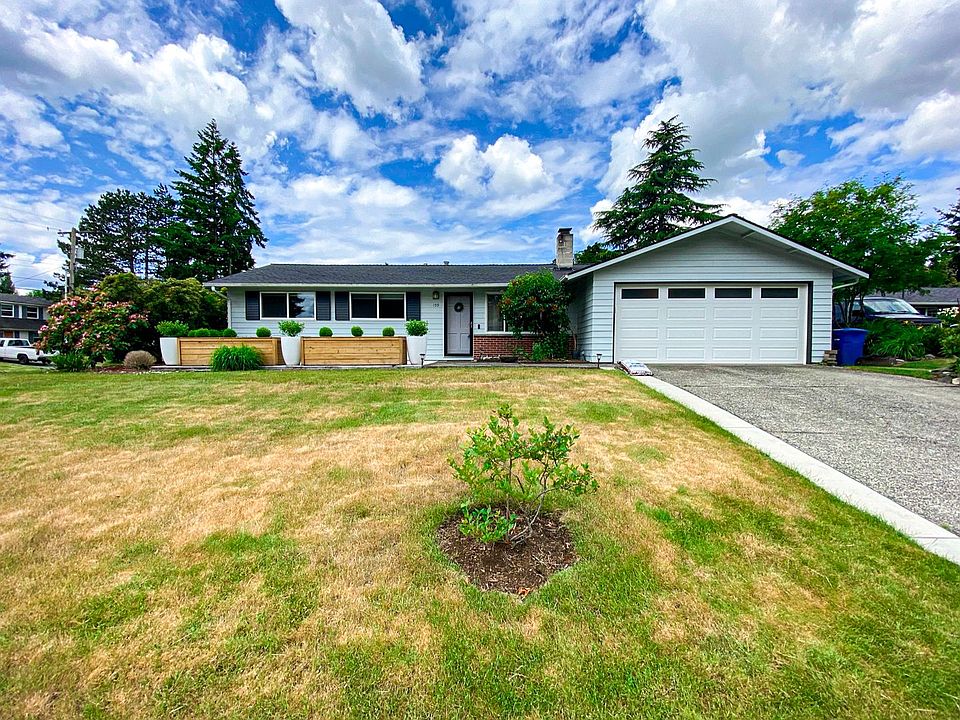 1st image of 159 160th Ave SE