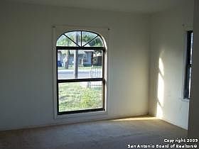 2nd image of 1022 MCCAULEY AVE