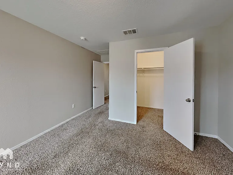 9539 Apple Ridge Ln — Photo 14