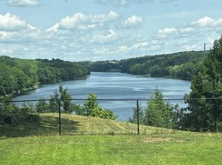 195 Ferry Rd, Chelsea, ME 04330