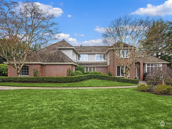 9107 NE 42nd Street, Yarrow Point, WA 98004