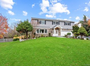 52 Woodland Road, Roslyn, NY 11576