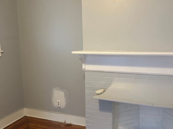 148 Morton Ave APT 2