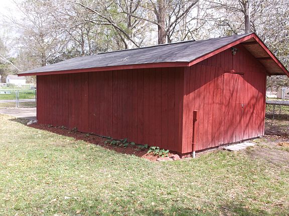 4th image of 16242 Crestview Dr
