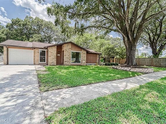 2nd image of 210 Nita Dr
