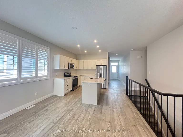 38 Compass Trl — Photo 2