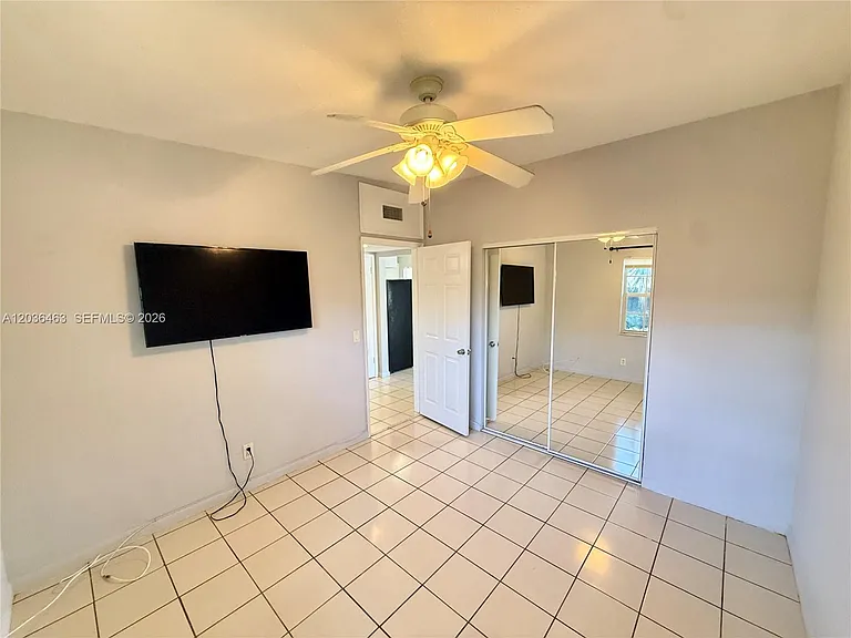 2503 NW 5th Ave #1 — Photo 7