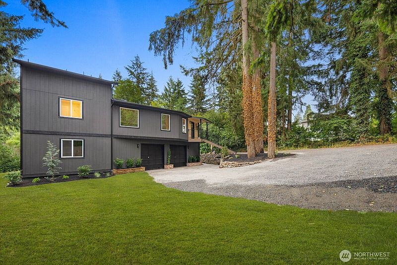 3rd image of 140 Brockway Road