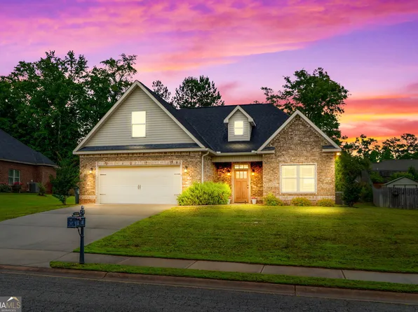 515 Constitution Dr, Forsyth, GA 31029