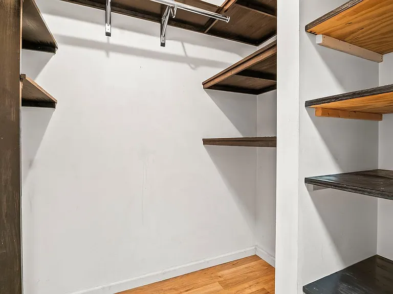 6087 Majors Ln #5 — Photo 8