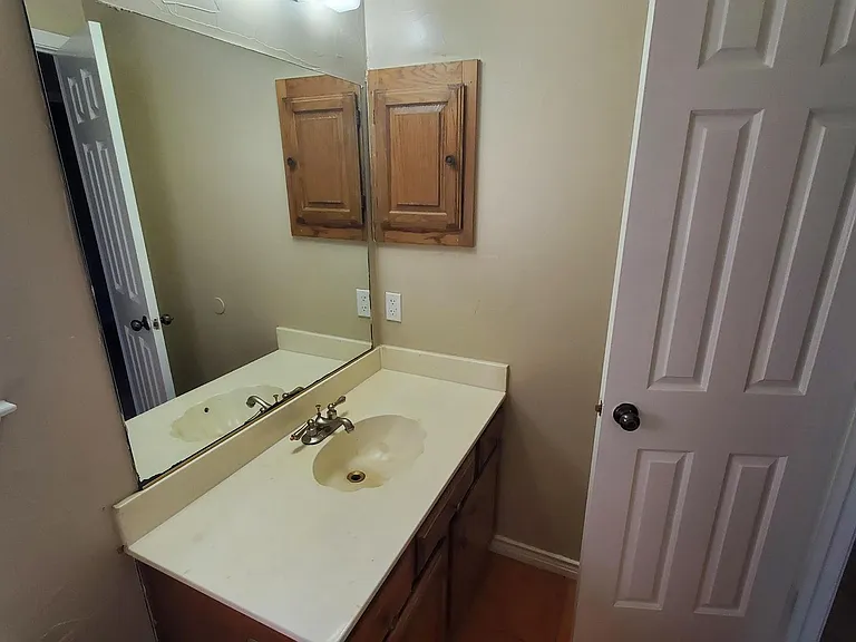 505 Pelican Ct — Photo 10