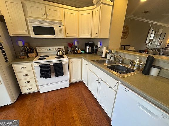 5th image of 490 Barnett Shoals Rd APT 229