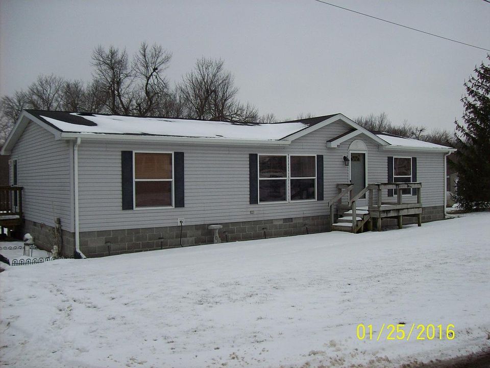 1st image of 206 W 1st St