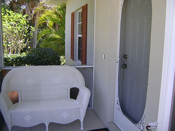 Tiled Entry
