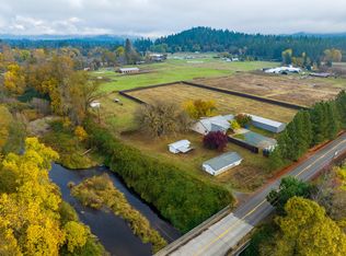 264 Minthorne Rd, Rogue River, OR 97537