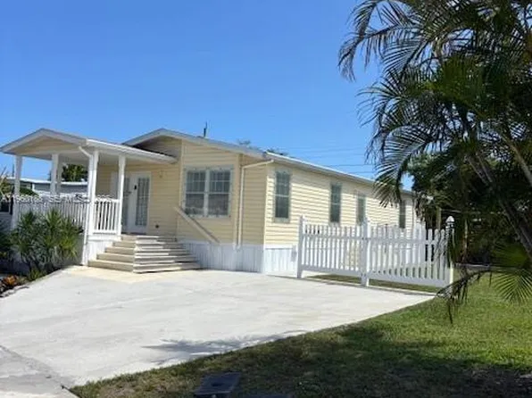 4206 Mocking Bird Dr, Boynton Beach, FL 33436