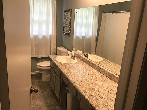 4th image of 7531 Berkshire Blvd