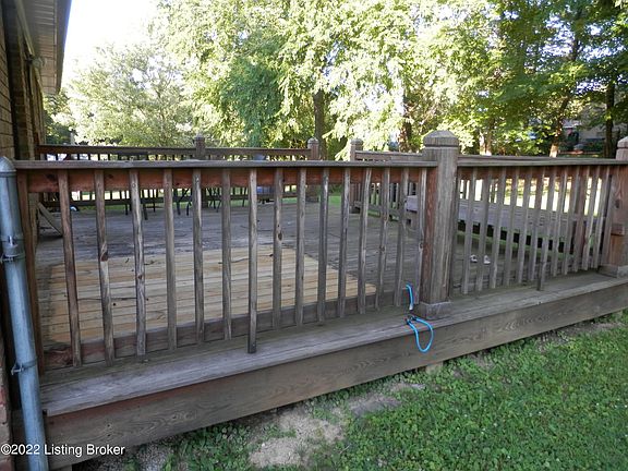 4th image of 710 Scott Montfort Dr