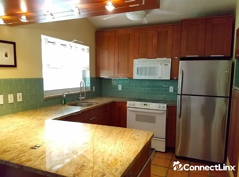 1159 SE 6th Ct — Photo 8